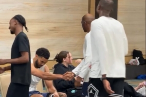 篮网vs尼克斯_篮网vs尼克斯免费高清直播_篮网vs尼克斯在线观看入口