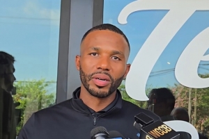 NBA76人vs火箭_NBA76人vs火箭高清直播_NBA76人vs火箭在线观看无插件