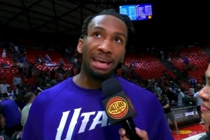 最新NBA雷霆vs爵士直播_最新NBA雷霆vs爵士直播全场次直播_最新NBA雷霆vs爵士直播所有比赛免费看