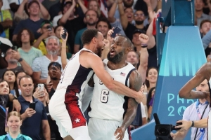 NBA勇士vs国王_NBA勇士vs国王免下载直播_NBA勇士vs国王网页直接观看