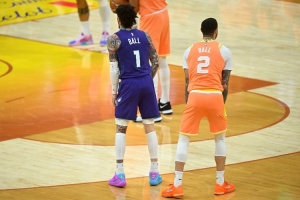 NBA湖人vs独行侠_NBA湖人vs独行侠免费在线直播_NBA湖人vs独行侠全场录像回放